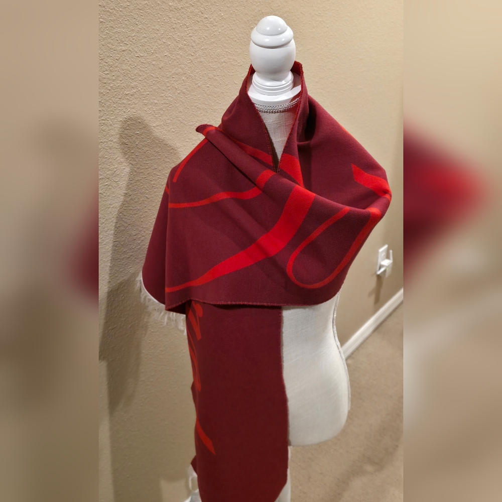 Burberry Red and Burgundy Scarf - Picture 4 of 6